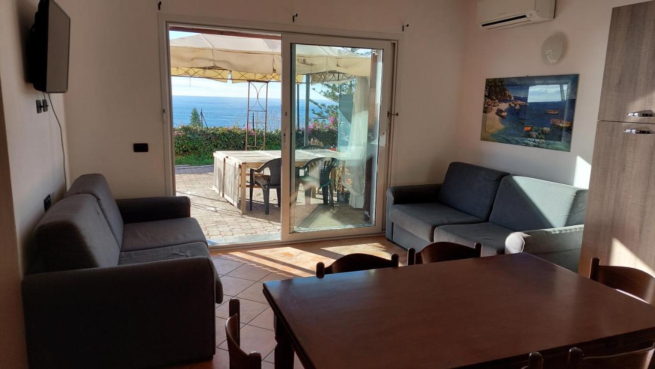 Del Mare Ligure Terme & Piscina A 37 Gradi Apartment Santo Stefano al Mare