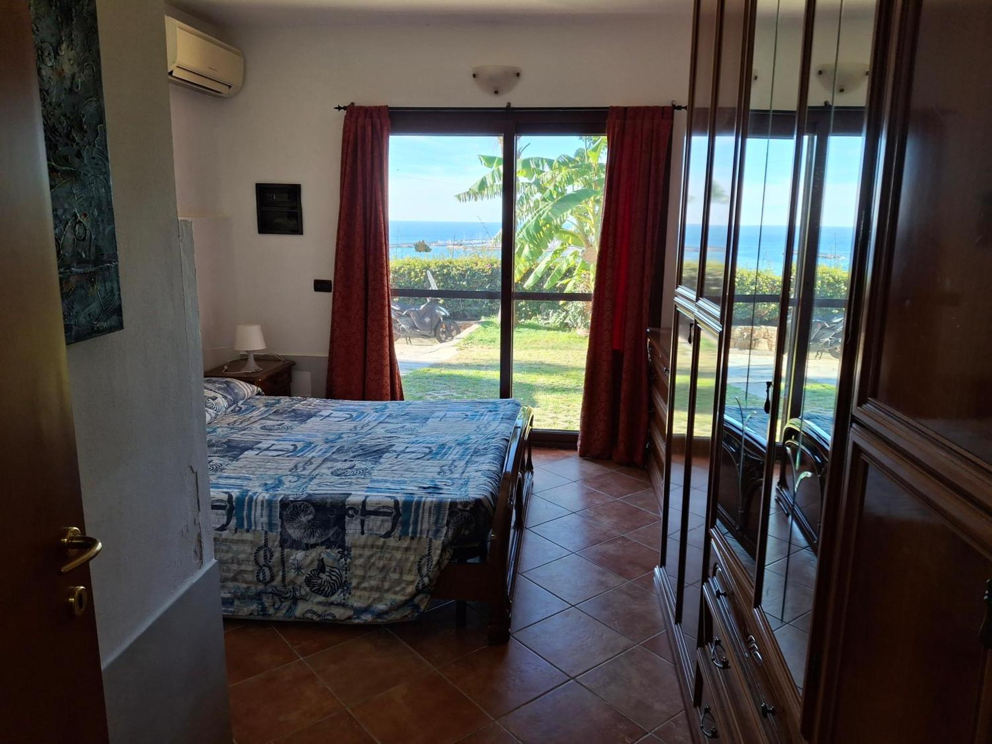 Apartment Del Mare Ligure Terme & Piscina A 37 Gradi